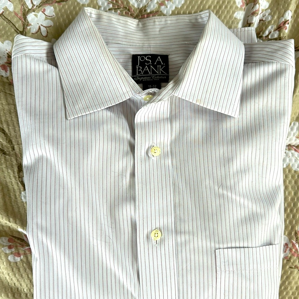 JosABanks men’s shirt like new.  Size 16-32. White with fine maroon striped.